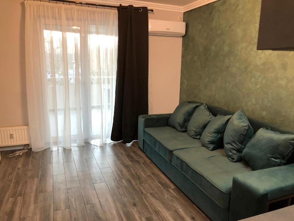 Piano Bar Holidays Apartments Mamaia Exterior photo